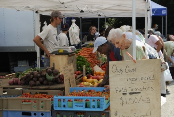 Brookline Farmers Market - Photo by Mimi Katz.